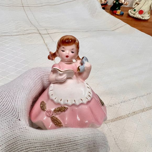 Vintage Josef Originals ON THE PHONE Housekeepers Series Ceramic Figurines - Picture 2 of 8